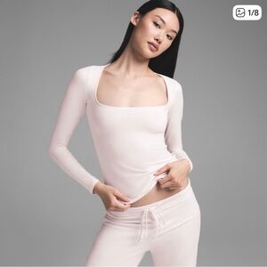 Skims Scoop Neck Long Sleeve Shirt XS Barely Pink NWT